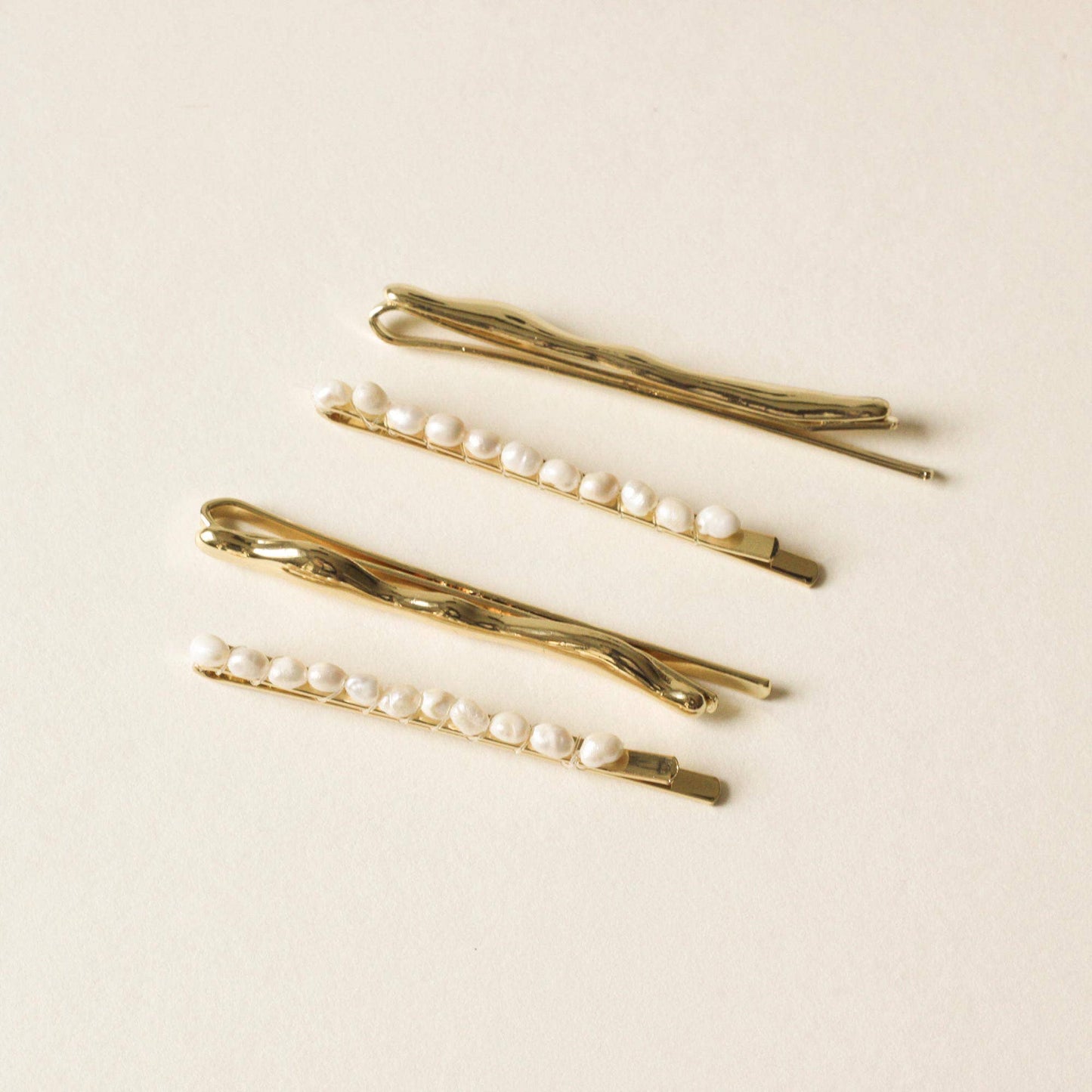 nar'sha - Freshwater Pearl Beaded Metal Hair Bobby Pins | Set of 4
