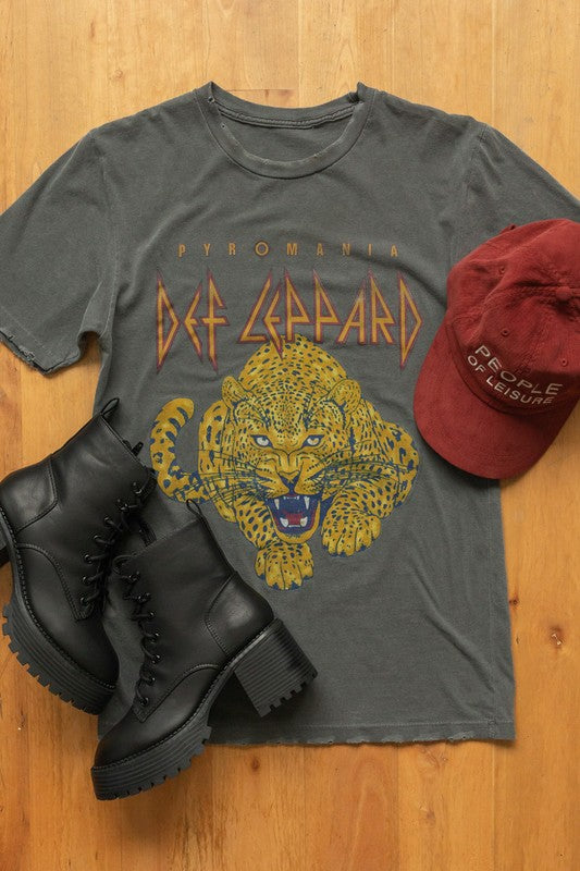 Def Leppard Boyfriend Tee