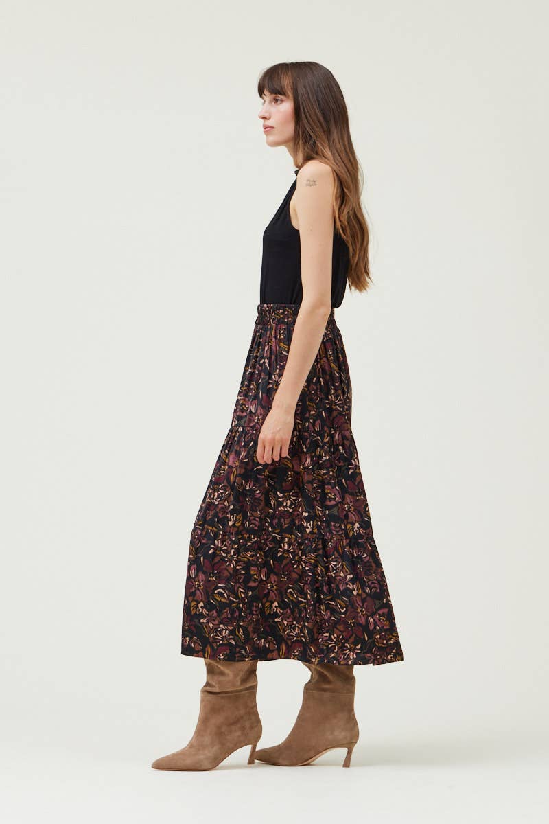 Grade & Gather - 50410VG - TIERED PRINTED CHIFFON SKIRT: Black / Contemporary