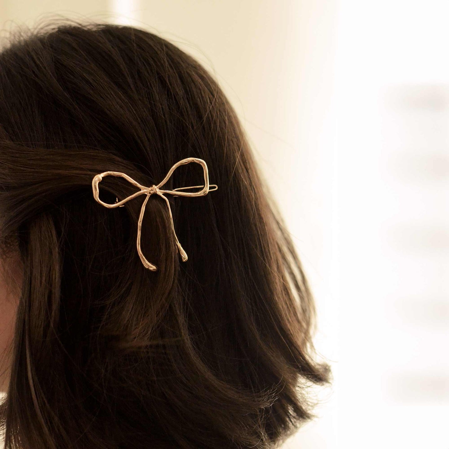 nar'sha - Metal Bow Barrette Hair Clip | Gold