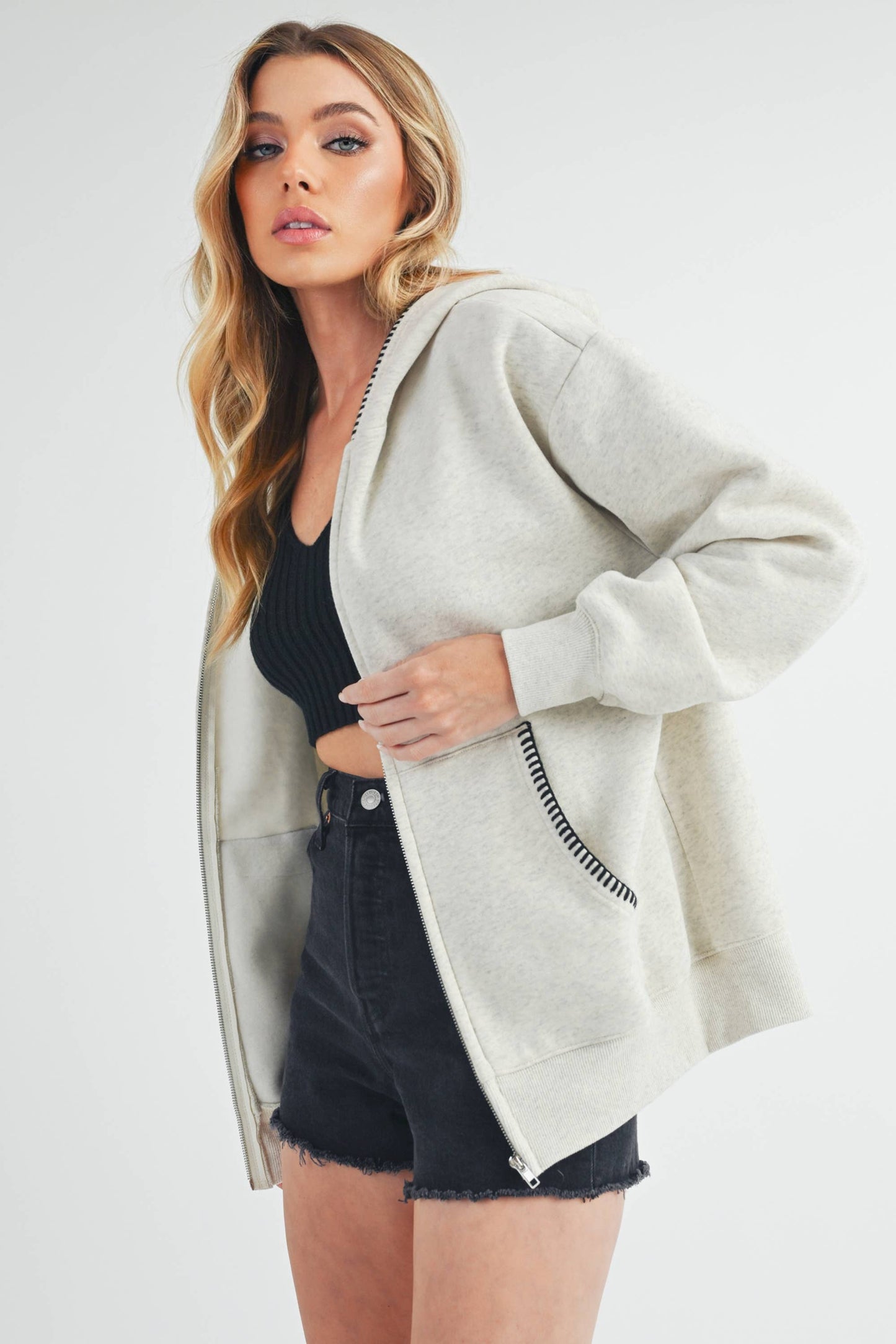 AEMI + CO - 989EK Noel Full Zip Hoodie : Black / Contemporary