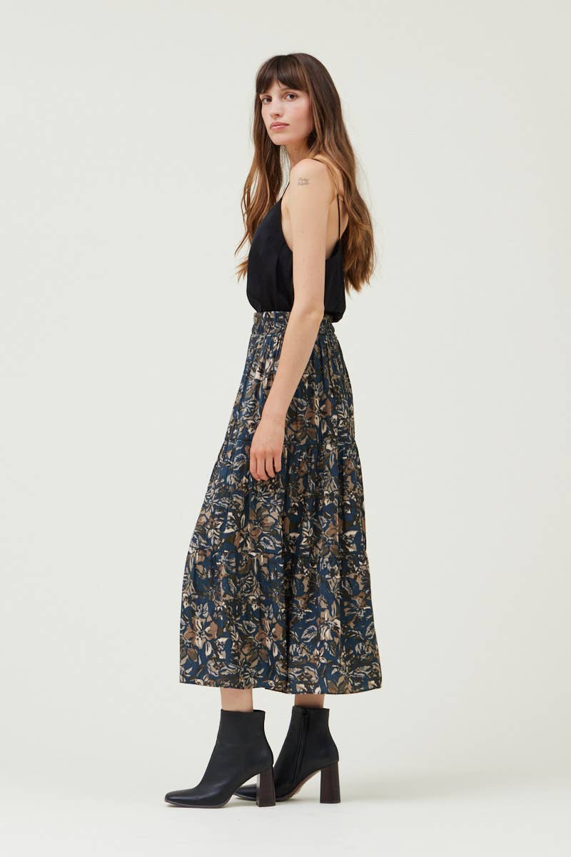 Grade & Gather - 50410VG - TIERED PRINTED CHIFFON SKIRT: Black / Contemporary