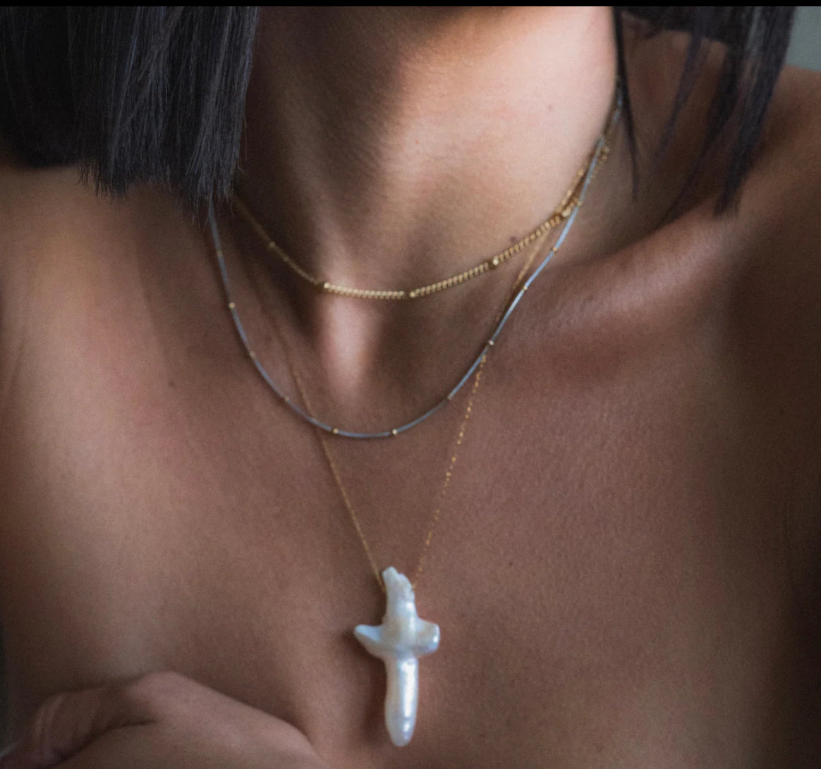 Solshine-Maze freshwater pearl cross