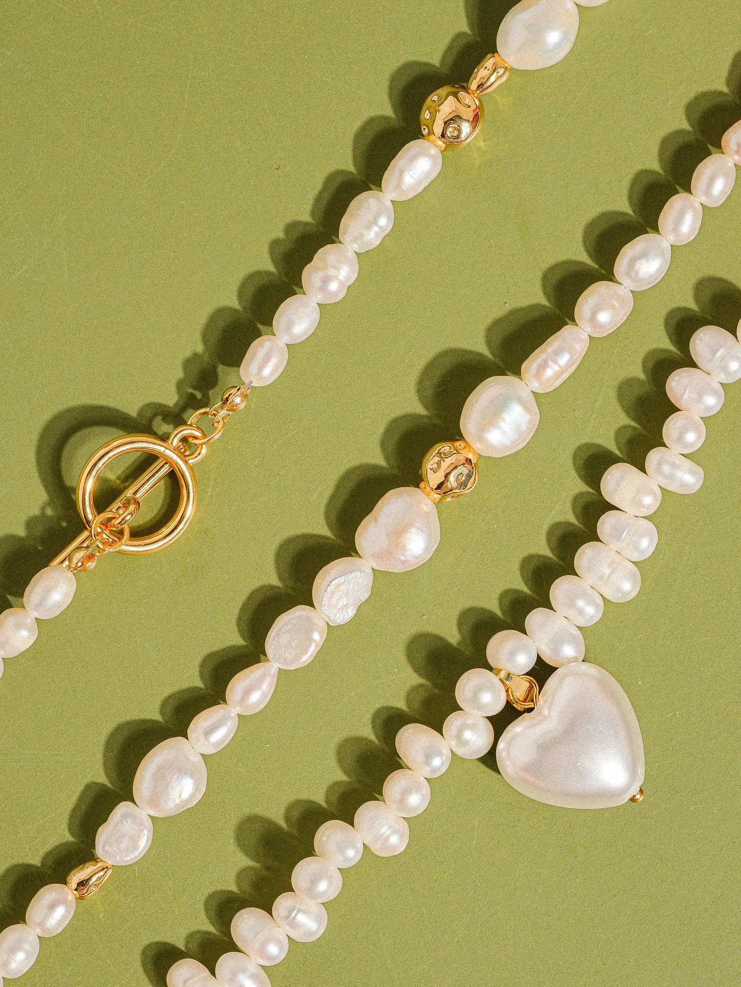MAIQ Accessories - Agape 18K Gold- Natural Pearl Heart Choker: Yellow Gold