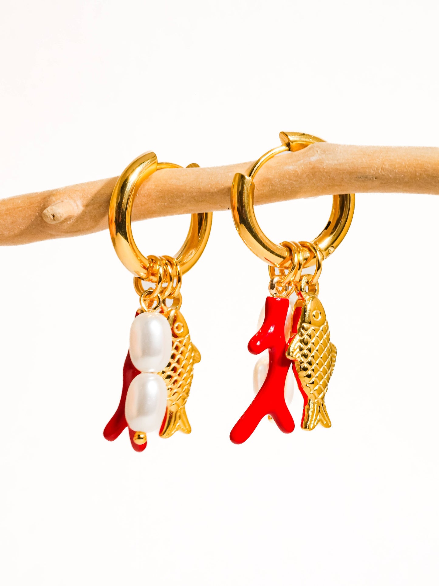 Flânerie by MAIQ - Rocaille 18K Gold Non-Tarnish Fish Pearl Earring: Red