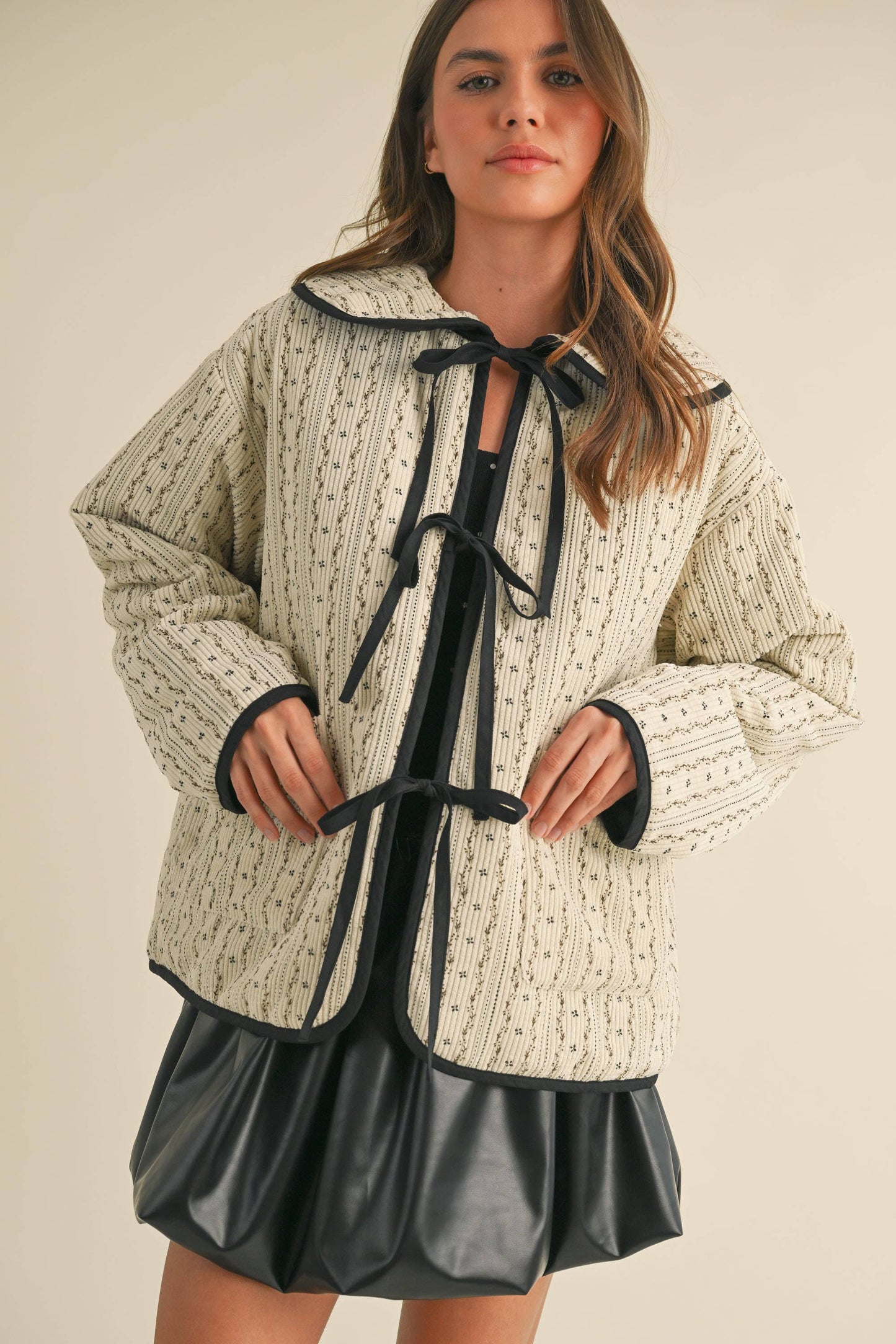 POLKADOT EMBROIDERED QUILTED JACKET: CREAM