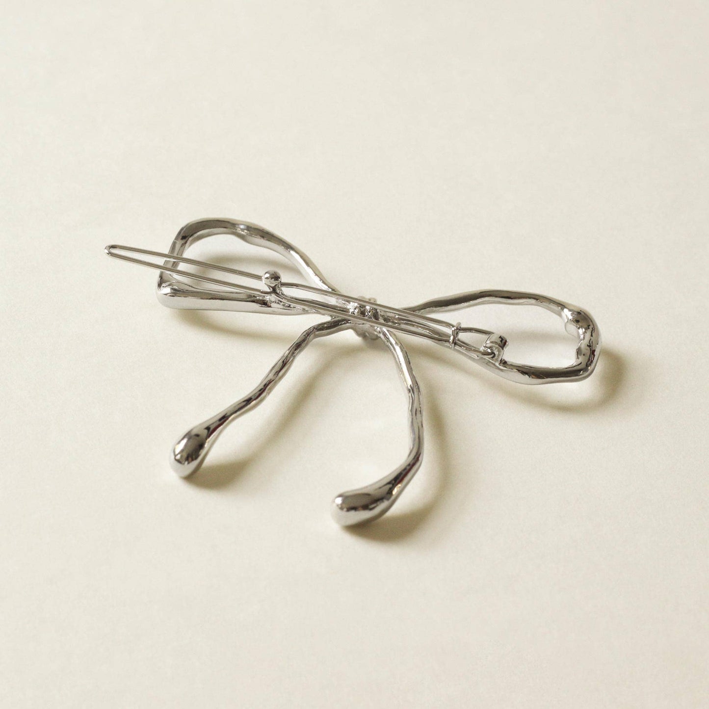 nar'sha - Metal Bow Barrette Hair Clip | Silver