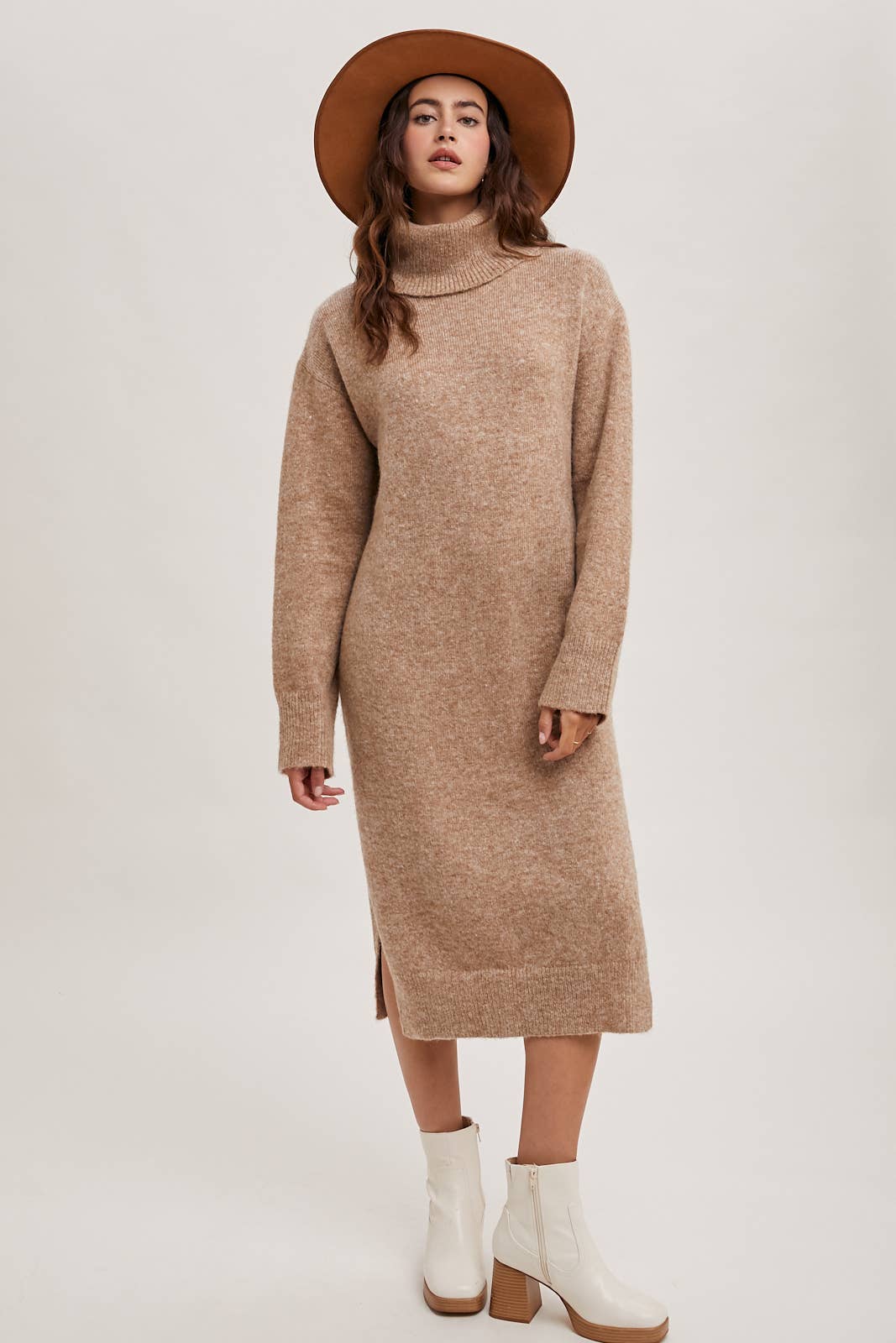 Bluivy - TURTLENECK SIDE SLIT KNIT SWEATER MIDI DRESS: LATTE
