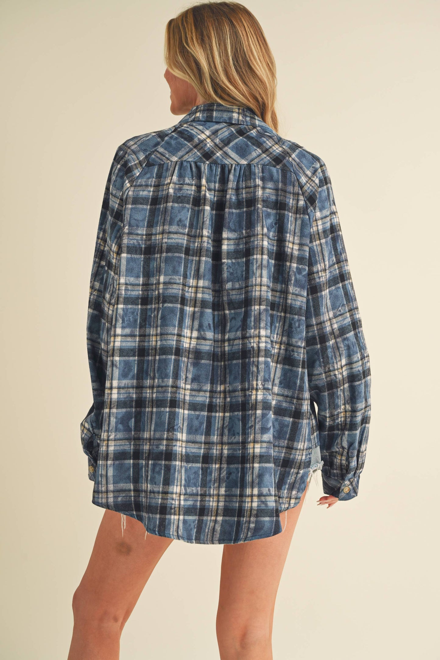 AEMI + CO - 8323DN Laura Plaid Washed Flannel Button Up: Contemporary / Oat