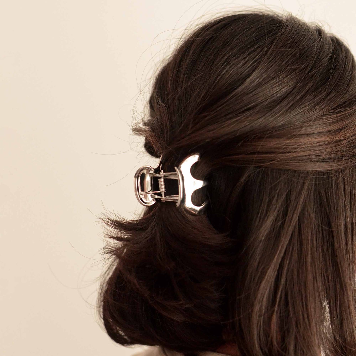 nar'sha - Metal Hair Claw Clip | Silver