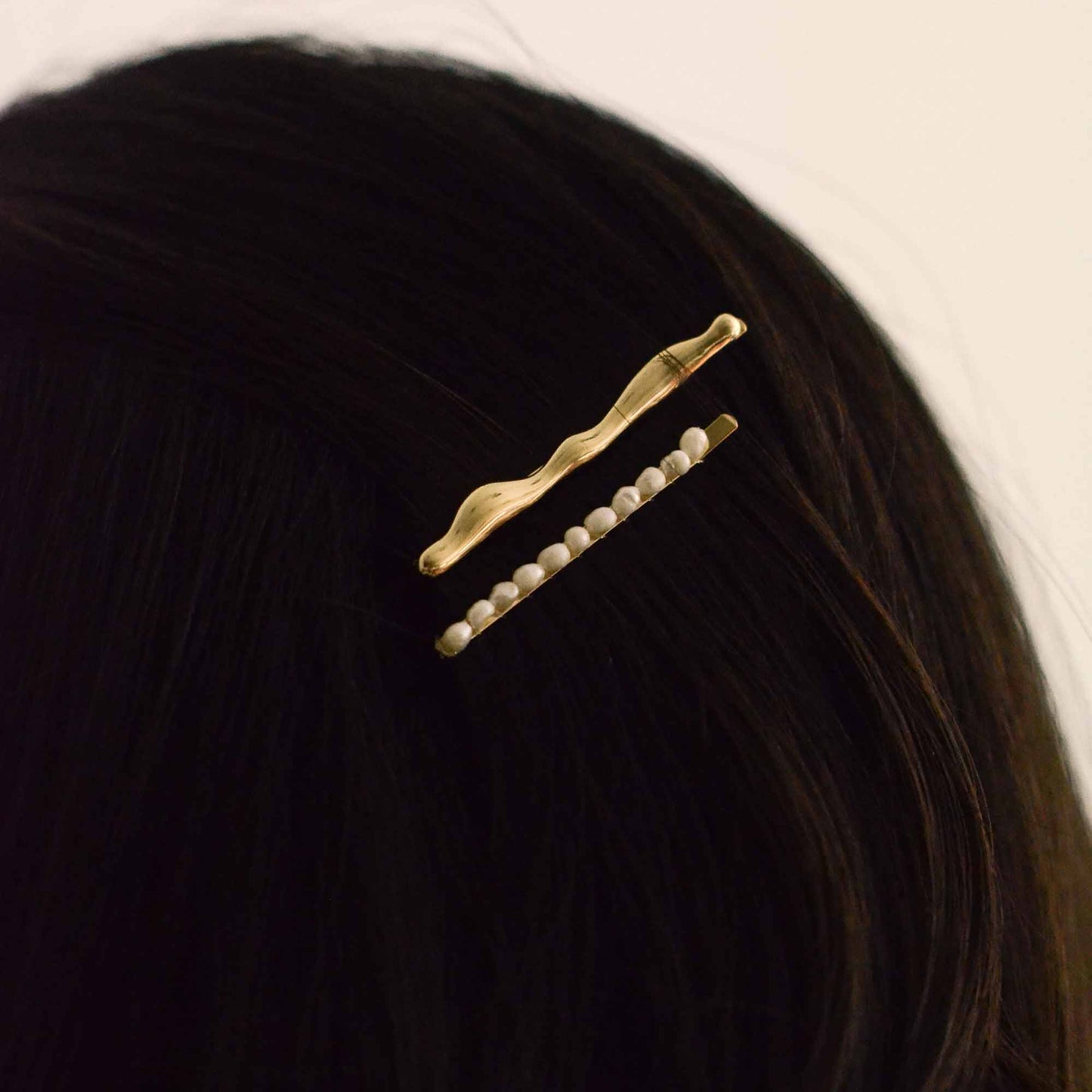 nar'sha - Freshwater Pearl Beaded Metal Hair Bobby Pins | Set of 4