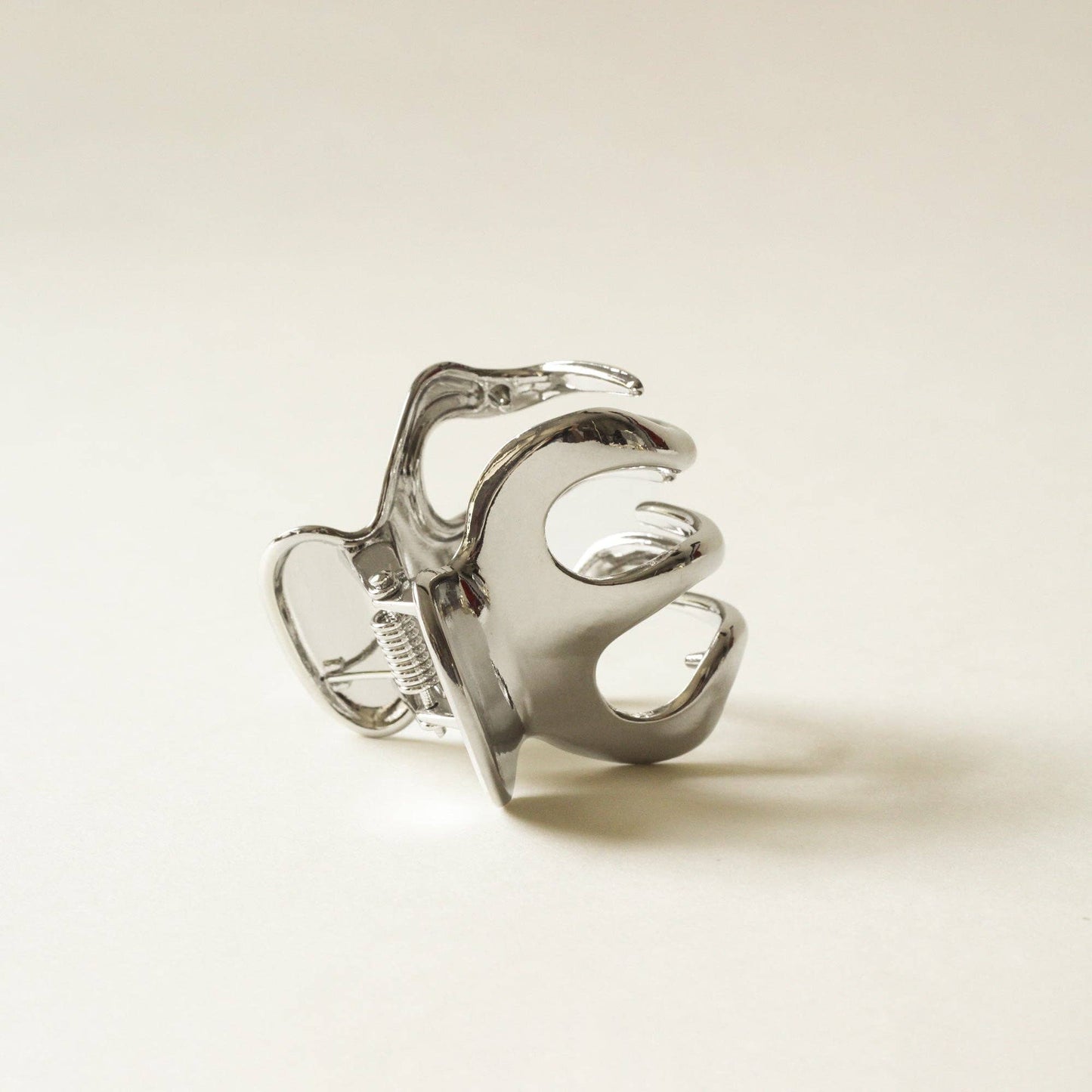 nar'sha - Metal Hair Claw Clip | Silver
