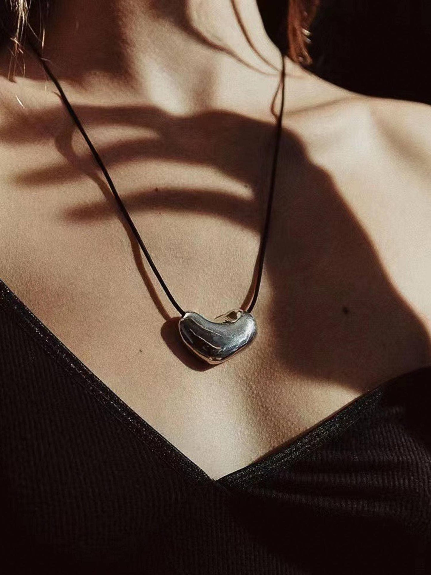MAIQ Accessories - Willow White Platinum Plated Statement Heart Necklace: Silver