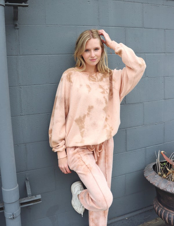 Plush Crewneck Pullover- Peach