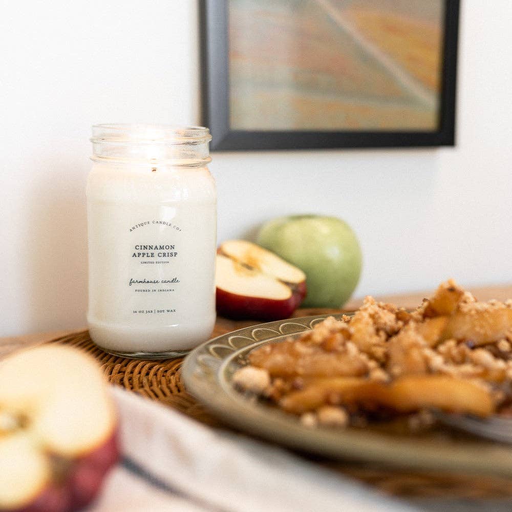 Antique Candle Co.® - Cinnamon Apple Crisp - Soy Candle: 1 mason jar (16oz)