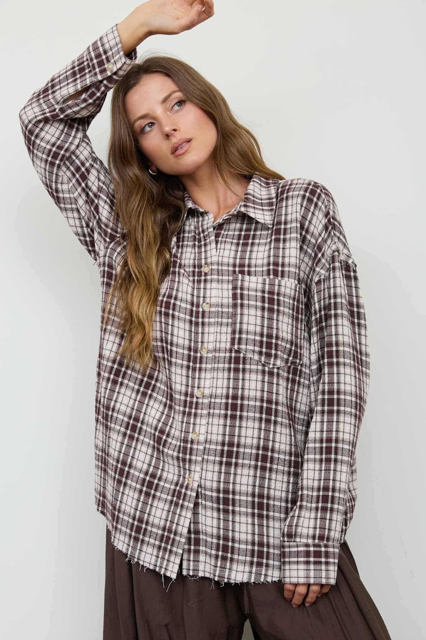 Blu Pepper - PLAID COLLARED BUTTON DOWN DISTRESSED TOP : BROWN