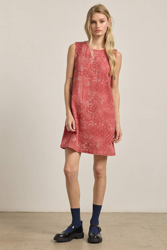 Washed Bandana Print Sleeveless Shift Dress - RD1296: BANDANA RED