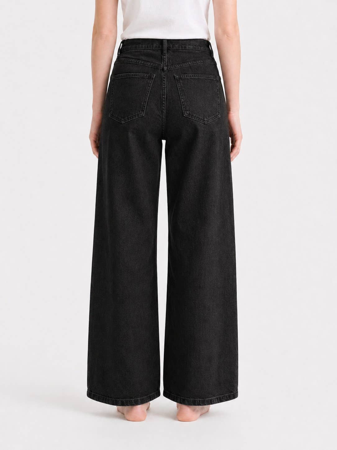 J LINE | LUZINA - ESSENTIAL WIDE LEG JEANS IN CREAM AND BLACK: BLACK