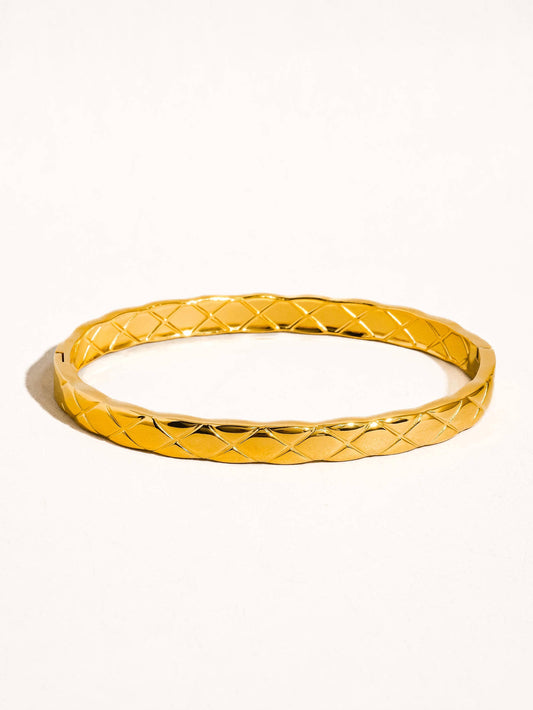 Flânerie by MAIQ - Axl 18K Gold Non-Tarnish Braided Bangle: Yellow Gold