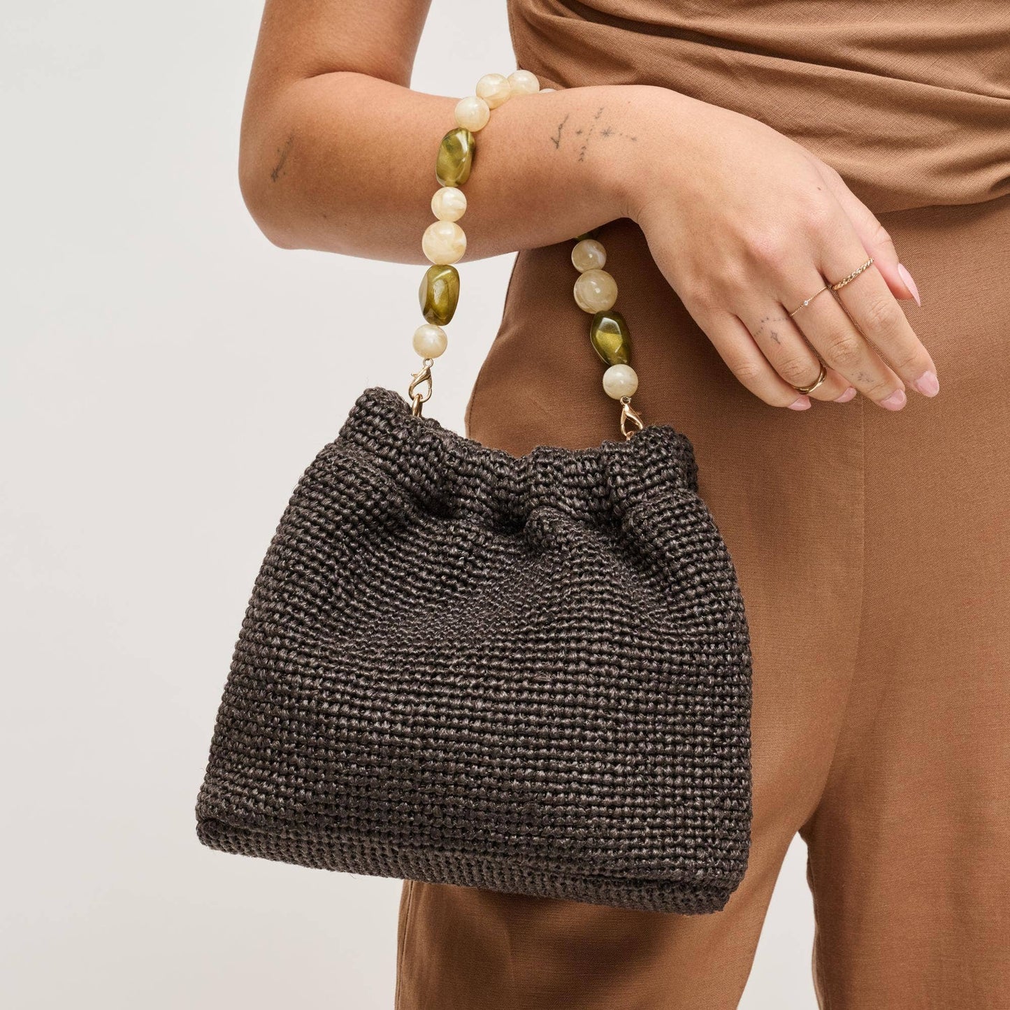 Urban Expressions - Emery Crossbody: Chocolate
