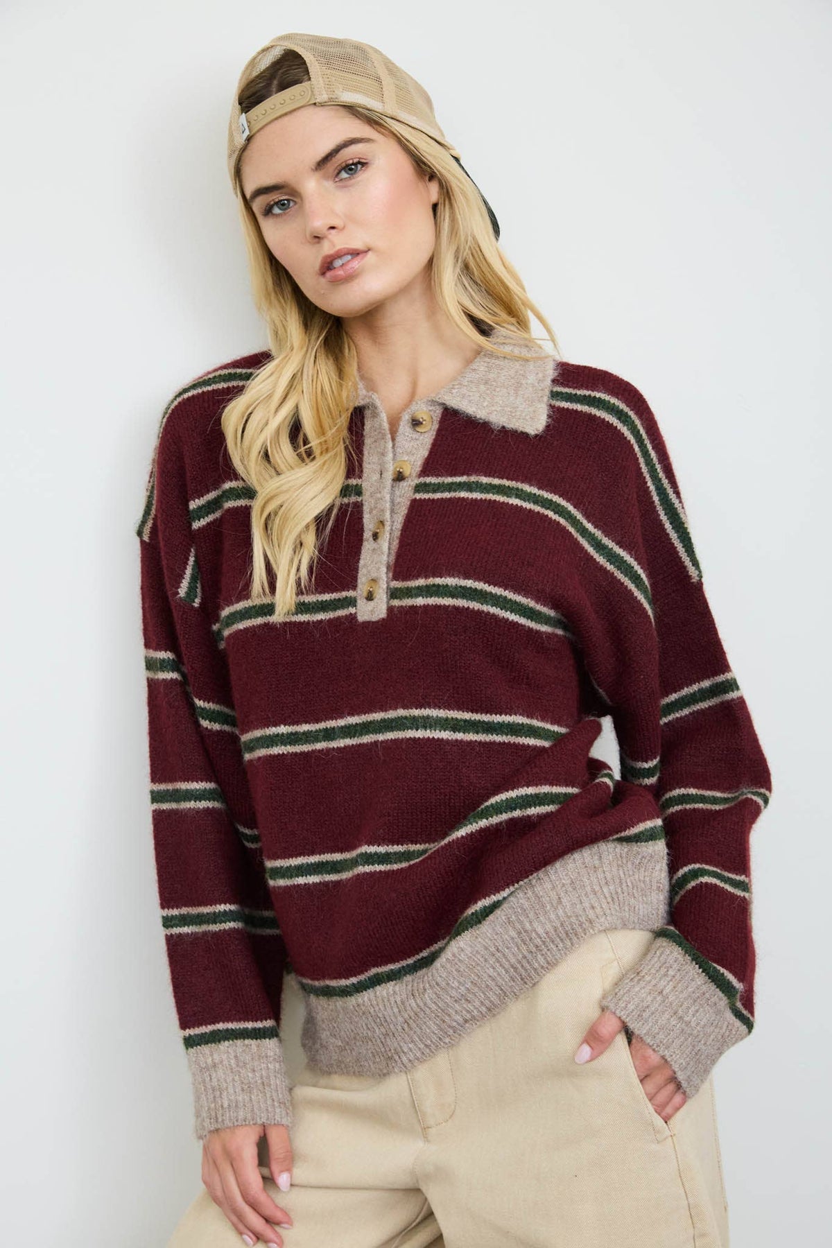 CONTRAST COLLAR STRIPE POLO FUZZY KNIT SWEATER : WINE MULTI