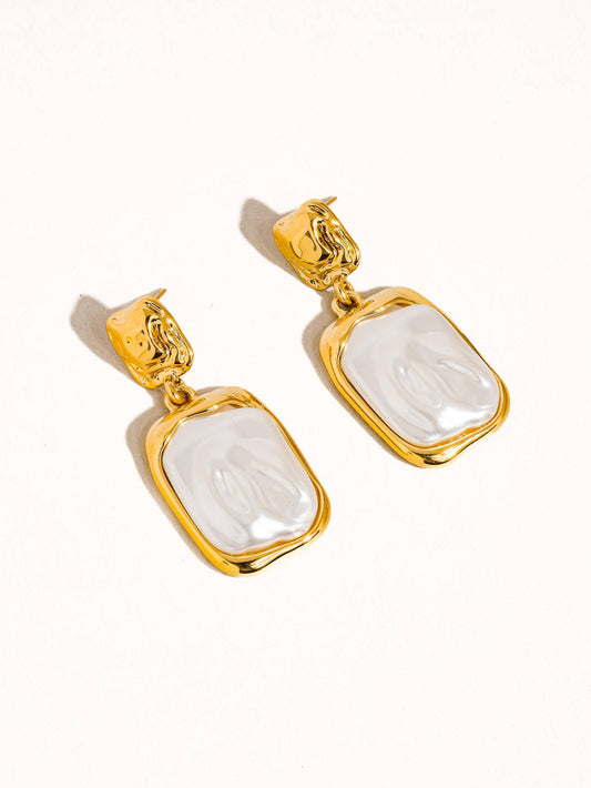 Flânerie by MAIQ - Jacques 18K Gold Non-Tarnish Square Pearl Earring: Yellow Gold