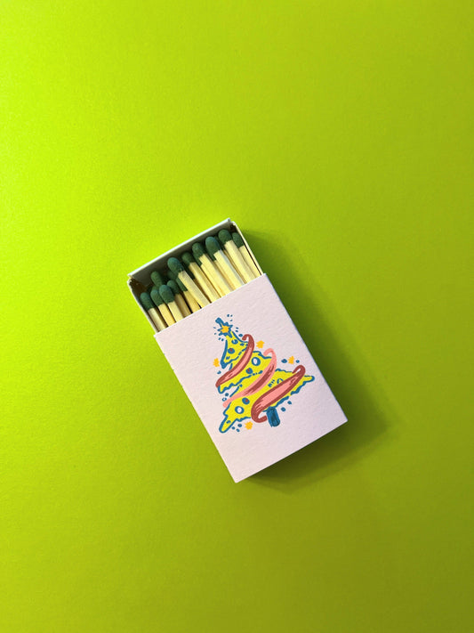Sure Fire Studio - Oh Christmas Tree! Matchbox