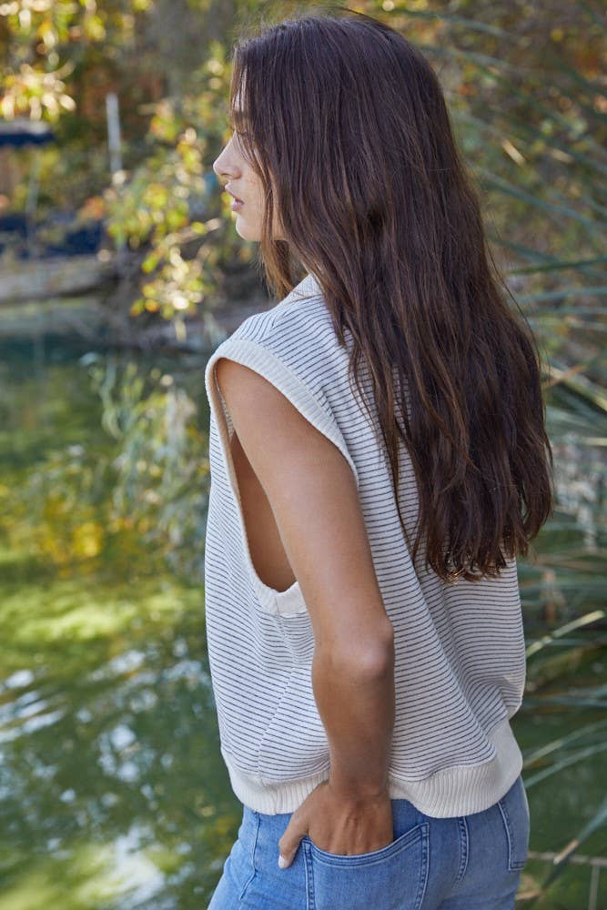 RJ2865 | Knit Striped Collar Neck Sleeveless Vest Top: Natural Black