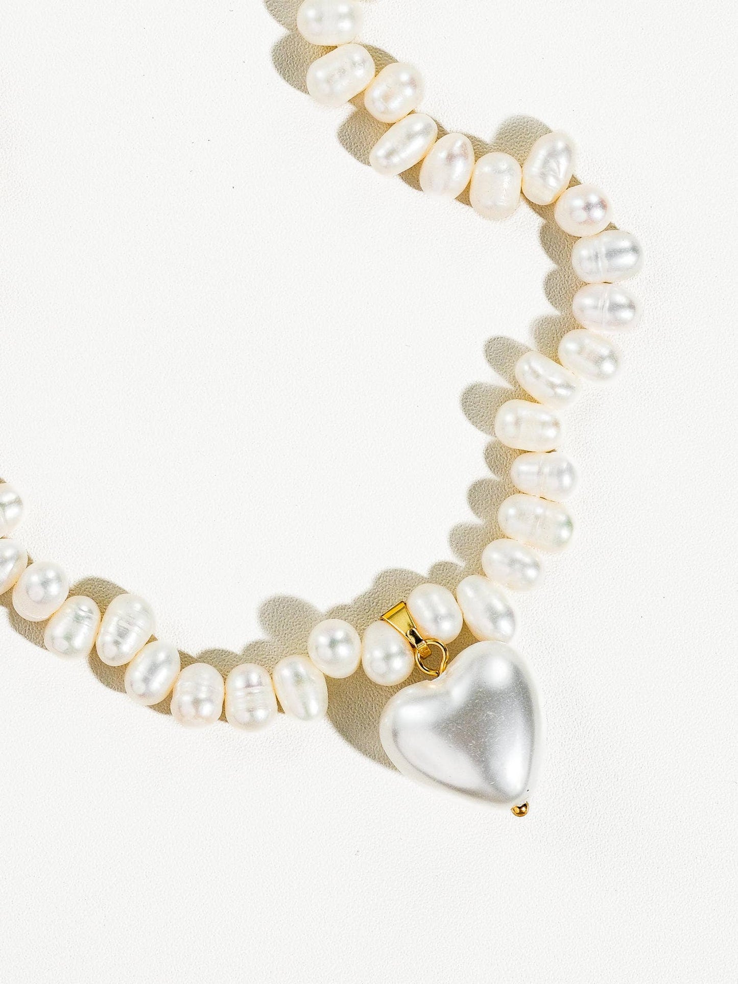 MAIQ Accessories - Agape 18K Gold- Natural Pearl Heart Choker: Yellow Gold